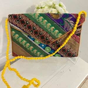 Clucht purse-Spain style